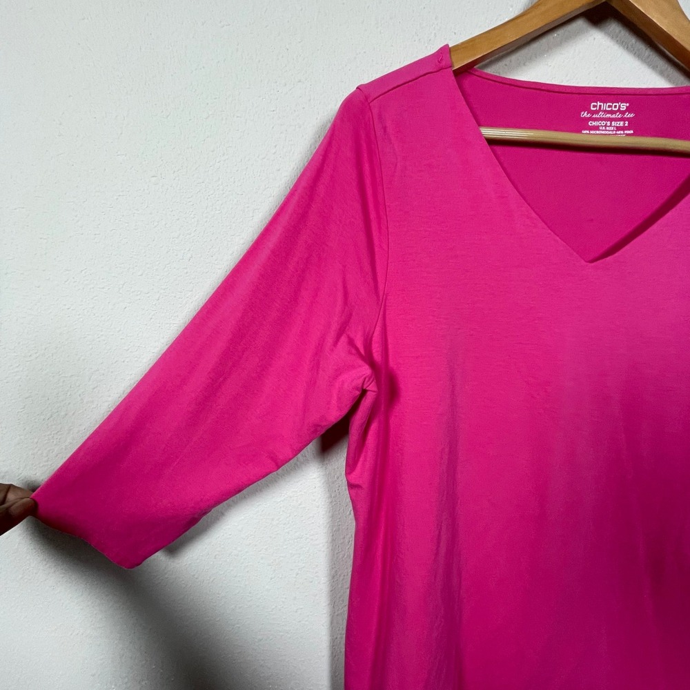 Chico's The Ultimate Tee Size 2 L Pink V-Neck 3/4 Sleeve Minimalist Barbiecore - Picture 3 of 5